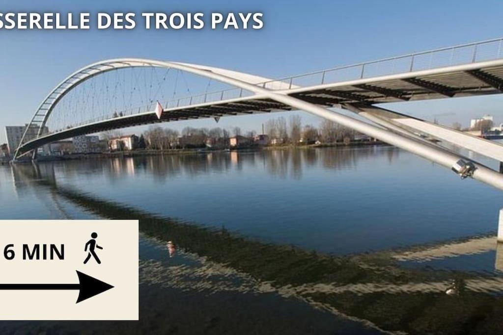 Le London, Proche Aeroport Saint-Louis (Haut-Rhin)